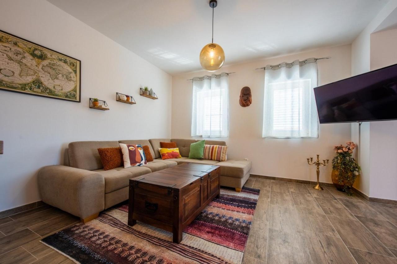 Apartman Paula Kaštela Kültér fotó