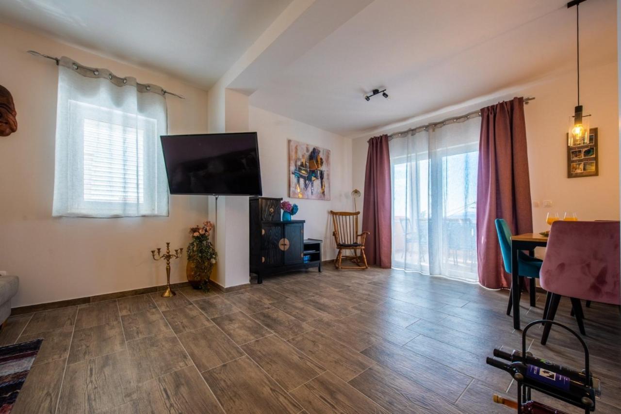Apartman Paula Kaštela Kültér fotó
