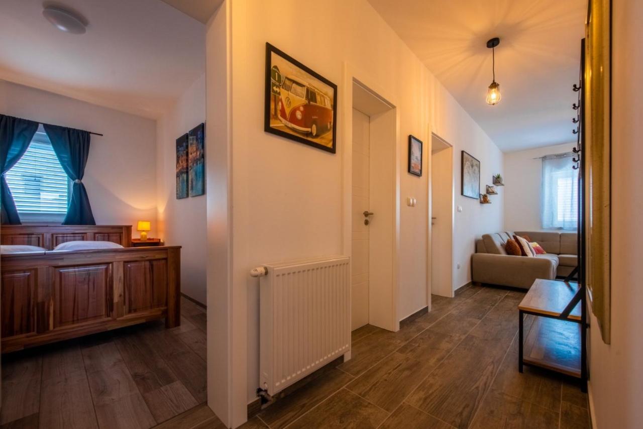 Apartman Paula Kaštela Kültér fotó