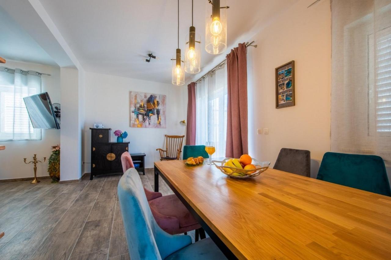 Apartman Paula Kaštela Kültér fotó