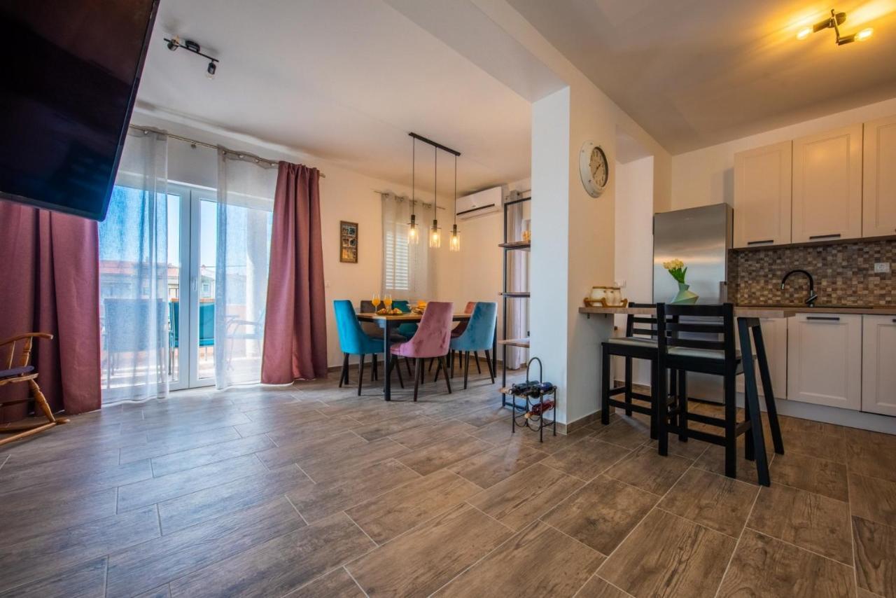 Apartman Paula Kaštela Kültér fotó