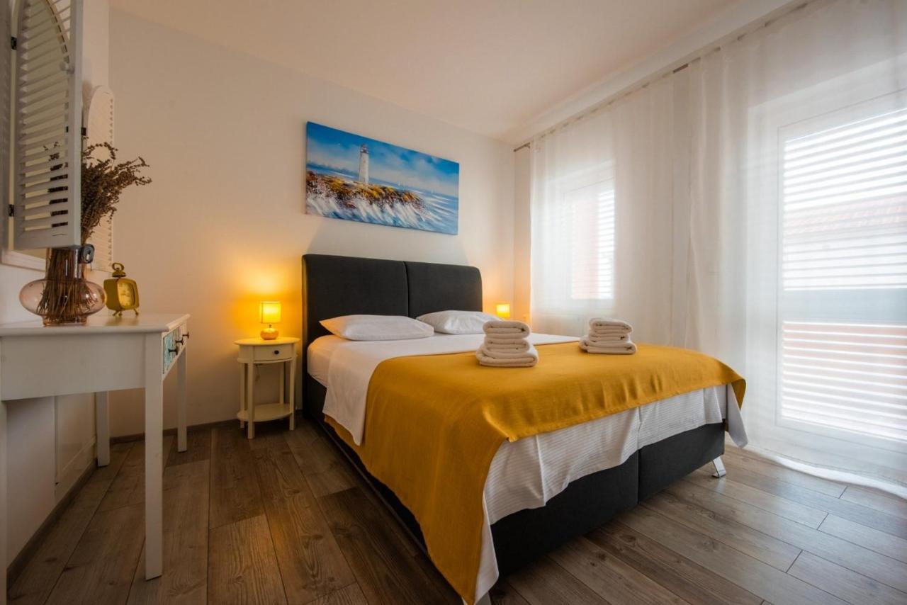 Apartman Paula Kaštela Kültér fotó